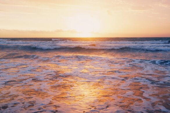 sea wallpaper with sunrise scene sea wallpaper with sunrise scene