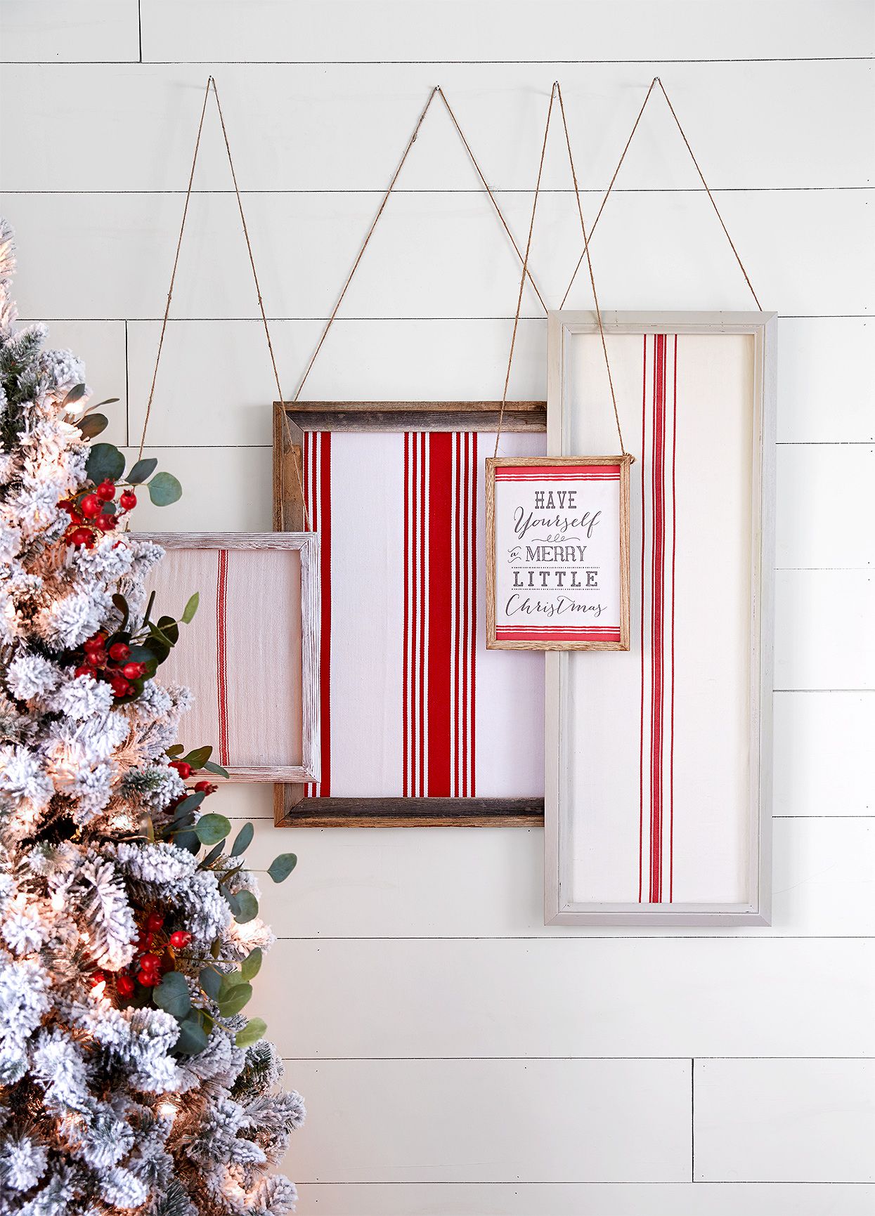 Christmas Wall Decor Ideas With Awesomeness And Originality