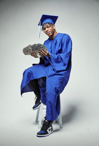 nle choppa wallpaper in graduation gown for phone 800x1184