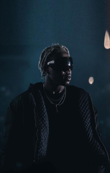 dark destroy lonely wallpaper 1080x1688