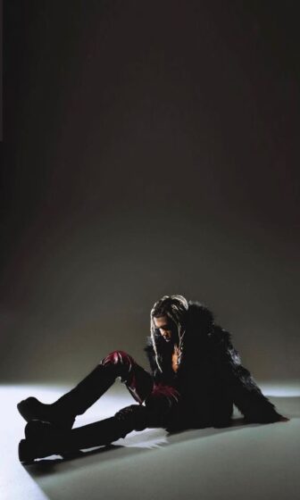 destroy lonely wallpaper in sitting position 1080x1800