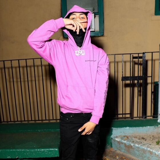 kay flock pfp with a picture of him wearing a pink shirt 1080x1080