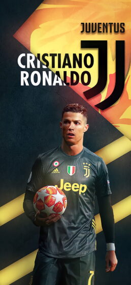 lock screen Ronaldo wallpaper holding the ball in his hand 800x1734
